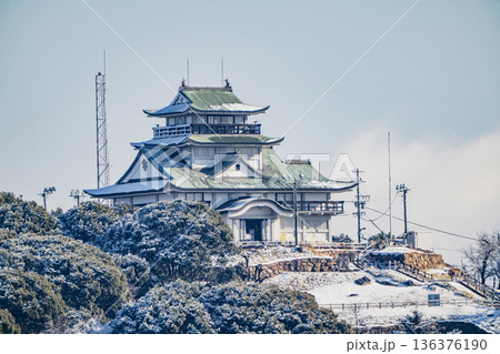 雪の小牧山城 136376190