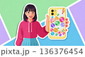 煌めくスマホに笑顔、令和を彩るデコレーション 136376454