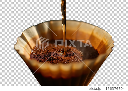 ドリップコーヒーにお湯を注ぐ 136376704