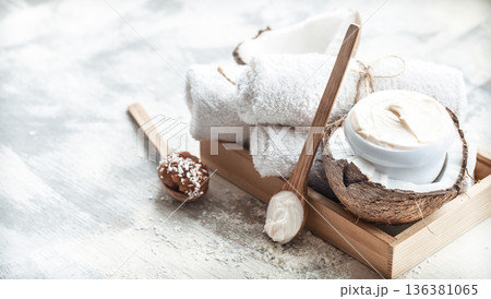 Spa still life with fresh coconut and body care products 136381065