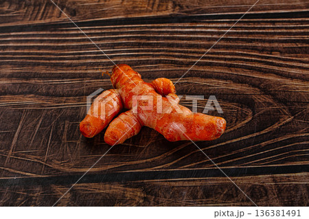 Raw fresh turmeric - curcuma roots 136381491
