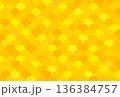 背景素材 黄色 ポップ イベント セミナー 和風 バックグラウンド 波 円 丸 青海波 幾何学模様 136384757