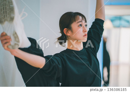 dance practice 136386185