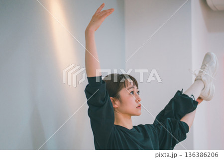 dance practice 136386206