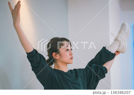 dance practice 136386207