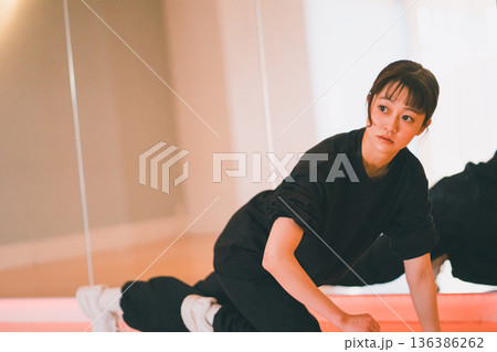 dance practice 136386262