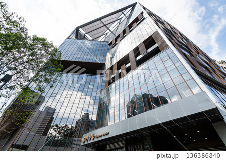 Building view of the Nanmen Market in Da'an District, Taipei, Taiwan, which was originally established in 1907 during the Japanese rule. 136386840