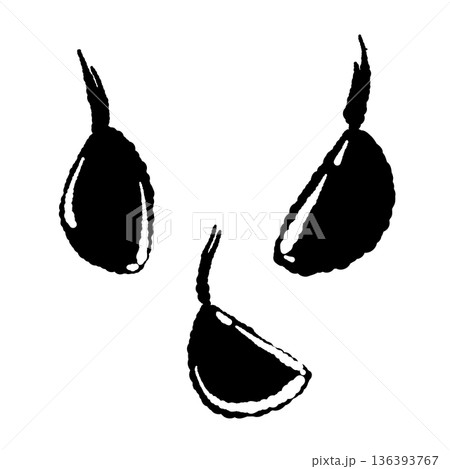 芽が出たにんにくのセットモノクロイラスト 調理や栽培イメージの発芽シルエット 136393767