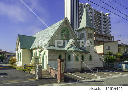 山形市街地　山形聖ペテロ教会　山形県山形市 136394034