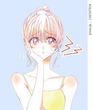 片手を頬に当て困る女性　お団子頭　汗　キャミソール 136397924