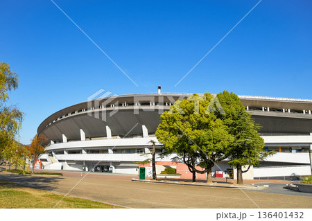 岡山市のシティライトスタジアム 136401432