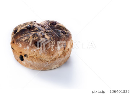 Traditional Irish soda bread 136401823