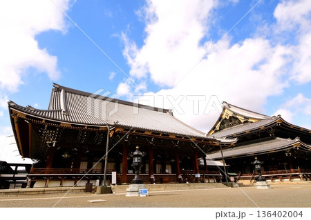 京都府　東本願寺・阿弥陀堂 ＆  御影堂（重要文化財） 京都市 下京区 常葉町　2022年2月 136402004