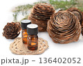 精油とシダーローズ 136402052