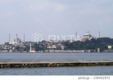 Sillhouette of Istanbul at sunset. Ramadan time with the muslim city istanbul silhouette Sillhouette of Istanbul at sunset. Ramadan time with the muslim city istanbul silhouette 136402972