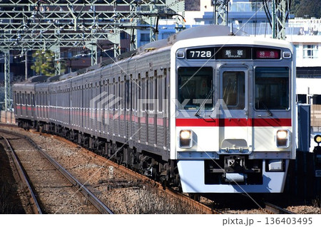 京王7000系7728F復刻臙脂帯 京王7000系7728F復刻臙脂帯 136403495