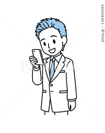 スマホを見る白衣姿の医療関係者の男性のイラスト素材 スマホを見る白衣姿の医療関係者の男性のイラスト素材 136404084