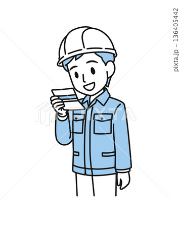 通帳を確認するヘルメットを被った作業服の男性のイラスト素材 136405442
