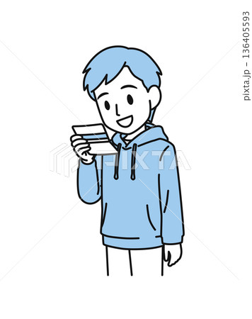 通帳を確認するカジュアルな服装の男性のイラスト素材 136405593