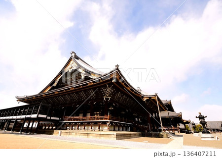 京都府　東本願寺・阿弥陀堂（重要文化財） 京都市 下京区 常葉町　2022年2月 136407211