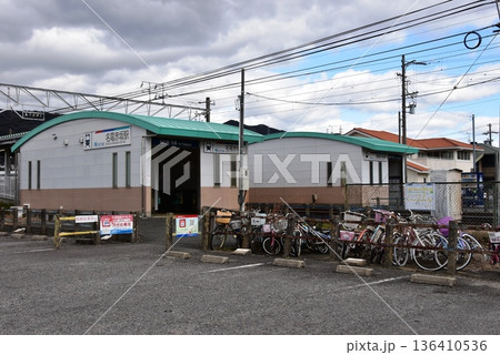豊川市 名電赤坂駅と駅前風景 豊川市 名電赤坂駅と駅前風景 136410536