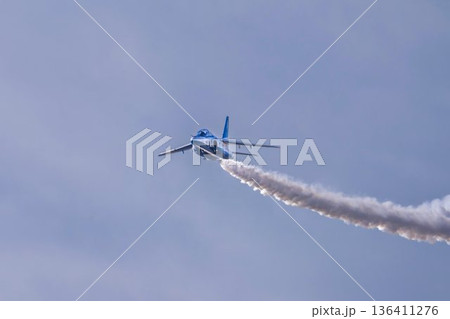 航空自衛隊松島基地のブルーインパルス 宮城県東松島市 航空自衛隊松島基地のブルーインパルス 宮城県東松島市 136411276