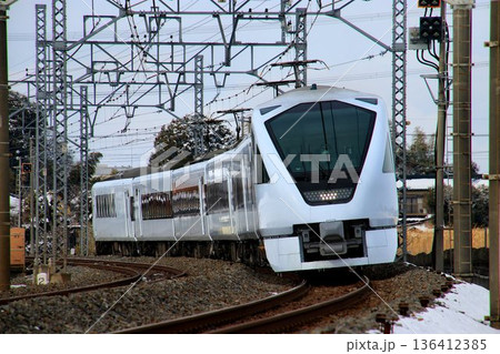 雪景色を眺めつつ超豪華特急は日光・鬼怒川へ… 東武鉄道・特急『スペーシアX』N100系 雪景色を眺めつつ超豪華特急は日光・鬼怒川へ… 東武鉄道・特急『スペーシアX』N100系 136412385