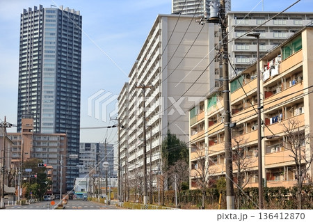 都営住宅団地(江東区辰巳) 都営住宅団地(江東区辰巳) 136412870