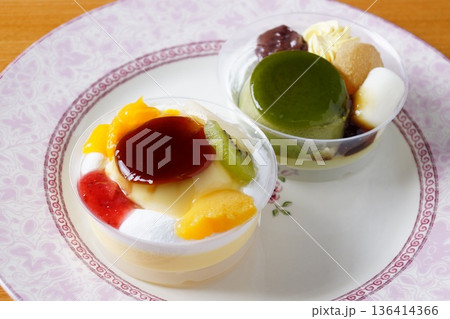 フルーツプリンアラモード 抹茶プリンアラモード フルーツプリンアラモード 抹茶プリンアラモード 136414366