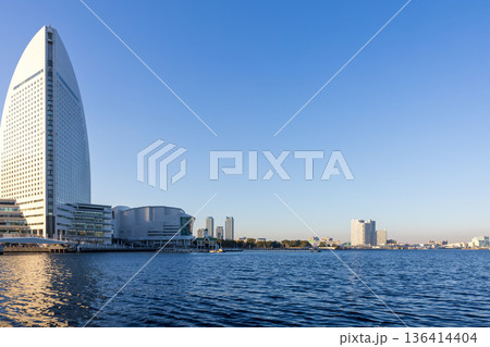 横浜みなとみらいの風景 横浜みなとみらいの風景 136414404