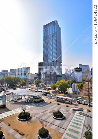 《愛知県》名古屋都市風景　オアシス21から見た栄の風景 136414522