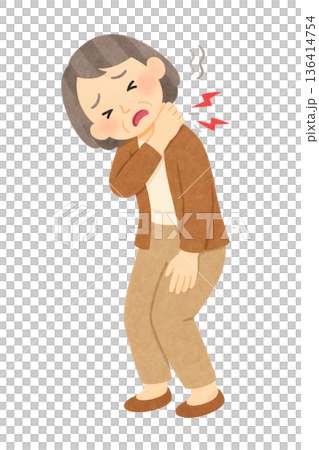 首の痛みでつらそうに立つ高齢女性のイラスト 136414754