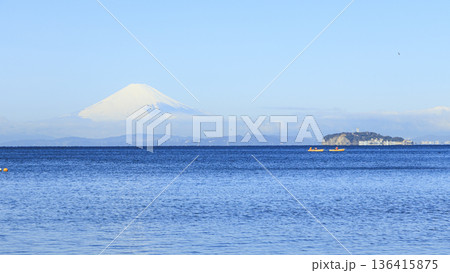 湘南の冬 136415875