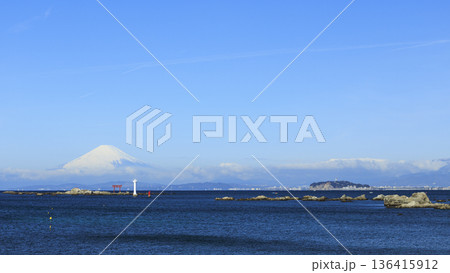 湘南の冬 136415912