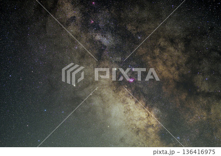 天の川の中心付近 136416975