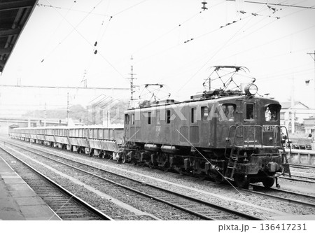 往年の電気機関車 136417231