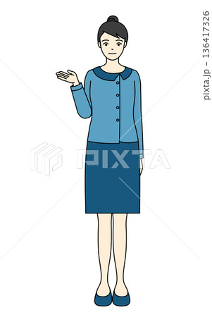 医療や介護の制服で案内ポーズをとる女性の全身イラスト 医療や介護の制服で案内ポーズをとる女性の全身イラスト 136417326