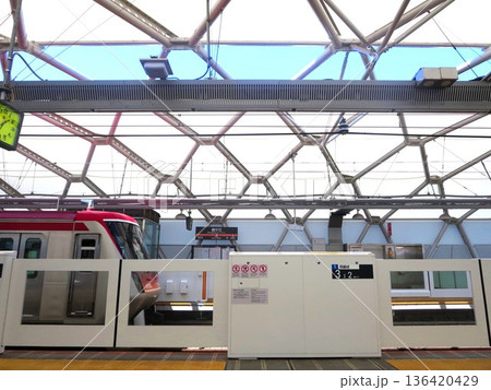 東急大井町線 緑が丘駅 136420429