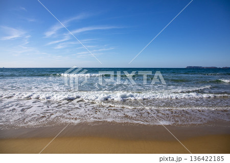 福岡市の雁ノ巣砂丘(奈多の海岸)の風景 福岡市の雁ノ巣砂丘(奈多の海岸)の風景 136422185
