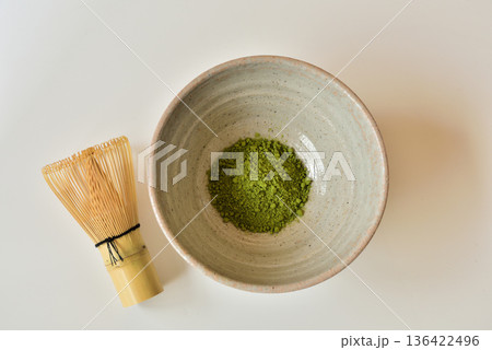 抹茶　茶道　唐津焼　日本イメージ　和風イメージ素材 136422496