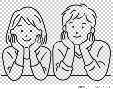 一對年輕夫婦雙手托腮，雙手托著下巴。 136423904