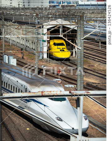 T4編成 ドクターイエロー T4編成 ドクターイエロー 136424526