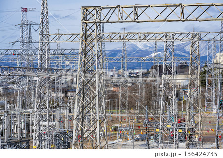 鉄塔　高圧鉄塔　送電線 136424735