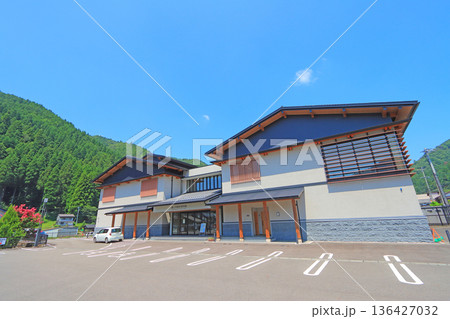 岐阜県郡上市、郡上市歴史資料館の風景 136427032