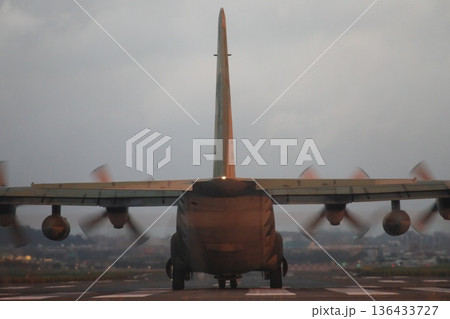 自衛隊 136433727