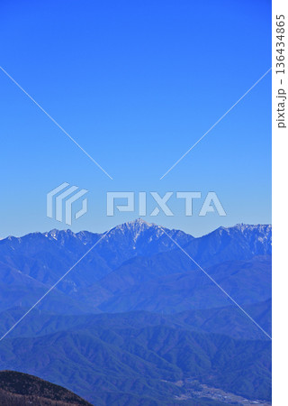 千畳敷カールから南アルプスを眺める 千畳敷カールから南アルプスを眺める 136434865