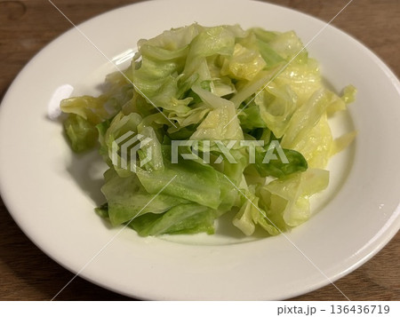 キャベツ 136436719