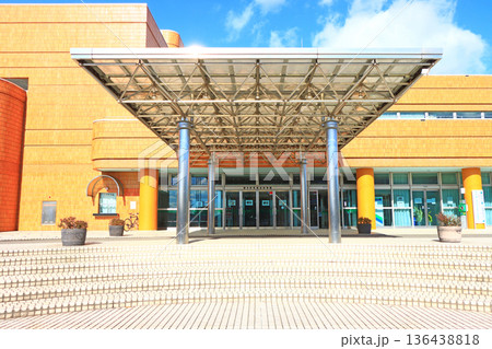 愛知県春日井市、春日井市総合体育館の風景 136438818