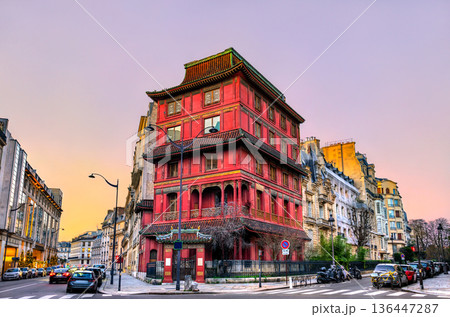 Maison Loo in Paris 8th district. Historic red pagoda building features Chinese architecture at the corner of Rue de Courcelles and Rue Rembrandt at sunset Maison Loo in Paris 8th district. Historic red pagoda building features Chinese architecture at the corner of Rue de Courcelles and Rue Rembrandt at sunset 136447287
