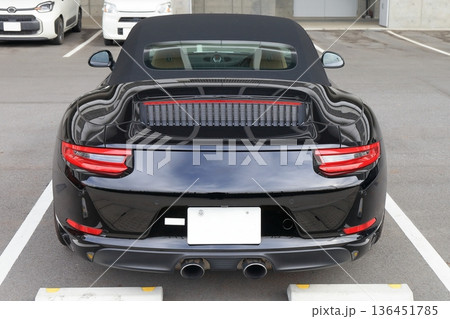 ドイツ製のスポーツカー イメージ ドイツ製のスポーツカー イメージ 136451785